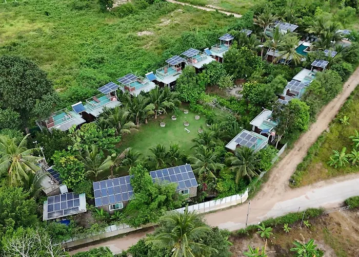 Baan Boom Boxes Eco Friendly Resort