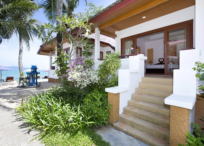 The Cosy Maenam Beach Resort